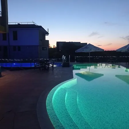 комплекс лалов егрек Apartment *